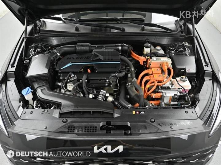 Kia K8 Hybrid 1.6 Turbo Signature 7