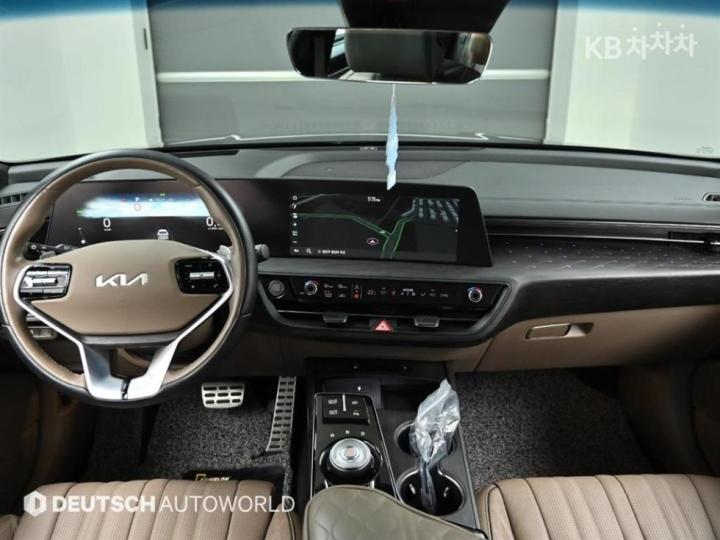 Kia K8 Hybrid 1.6 Turbo Signature 8