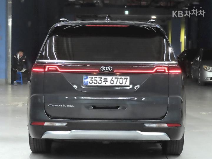 Kia Carnival D2.2 Noblesse 4