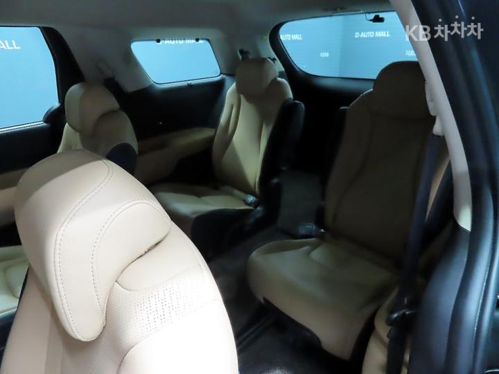 Kia Carnival D2.2 Noblesse 9