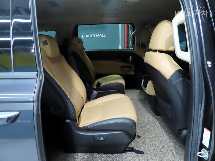 Kia Carnival D2.2 Noblesse 10