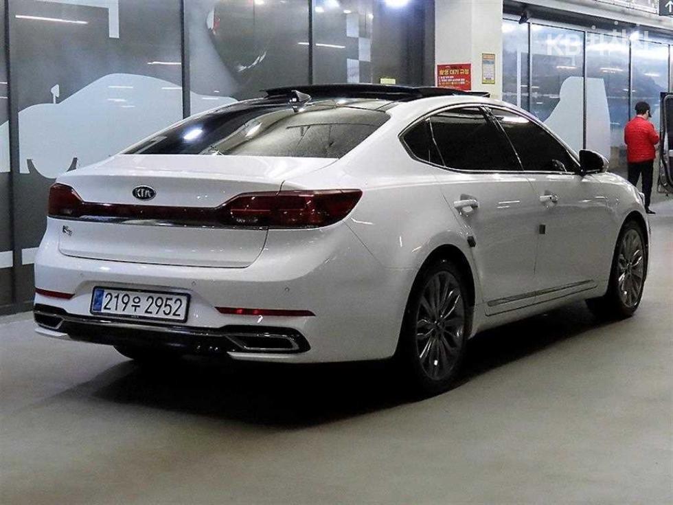 2020 - kia k7
