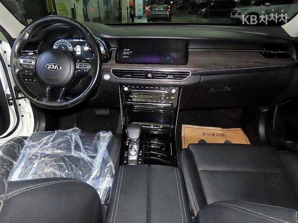 2020 - kia k7