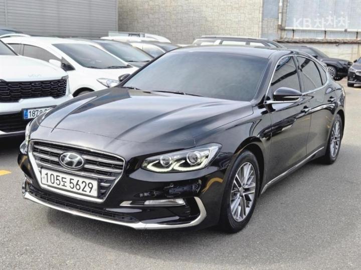 Hyundai Grandeur IG 2.4 Premium Base Type