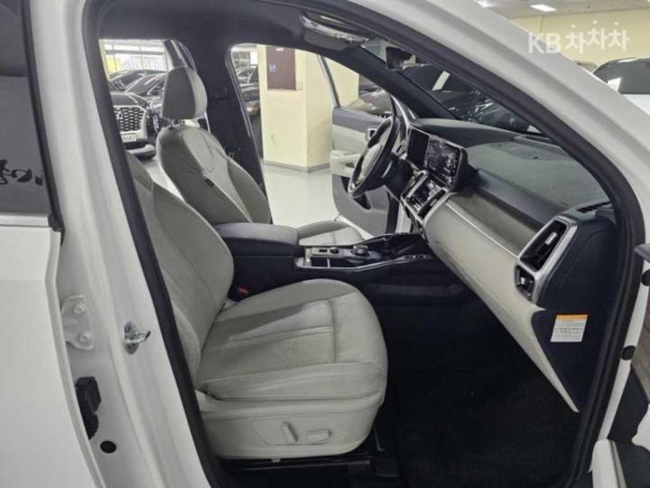 Kia Sorento Hybrid 1.6 HEV Prestige 8