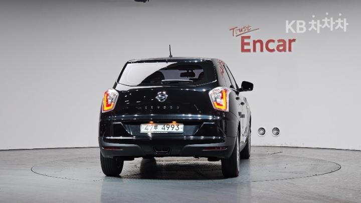 KG Mobility (Ssangyong) Tivoli Gasoline TX Base Type 5