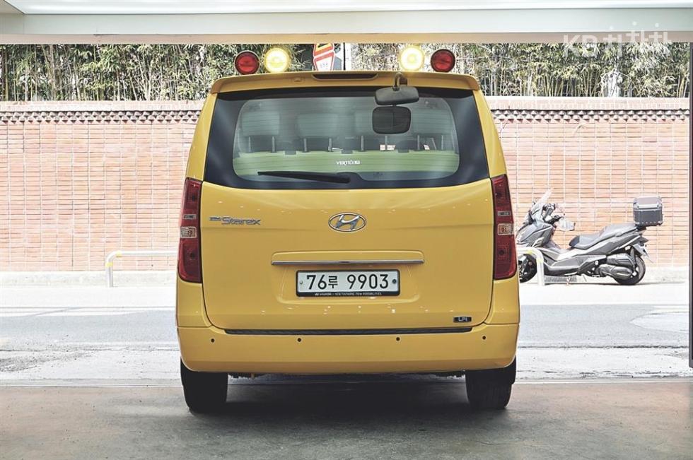 Hyundai Starex — miniaturë 4