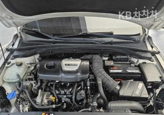 Hyundai i30 PD 1.6 Turbo Sport Premium 6