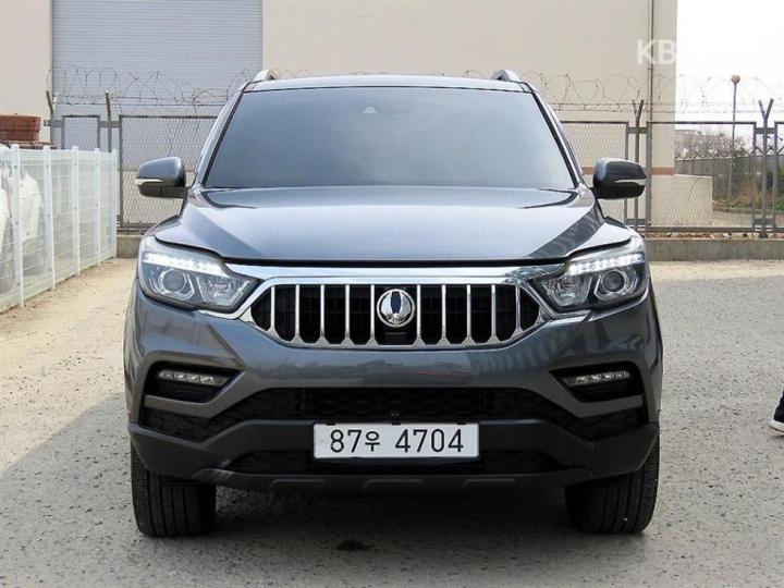 KG Mobility (Ssangyong) Rexton Sport Khan 2.2 Diesel Dynamic 5 Link 4WD Prestige Special