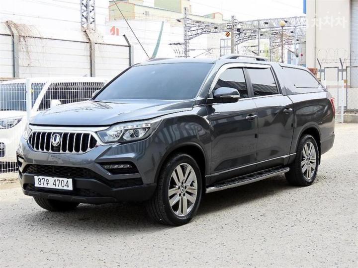 KG Mobility (Ssangyong) Rexton Sport Khan 2.2 Diesel Dynamic 5 Link 4WD Prestige Special 3