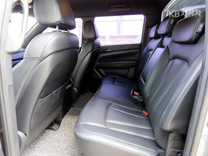 KG Mobility (Ssangyong) Rexton Sport Khan 2.2 Diesel Dynamic 5 Link 4WD Prestige Special 7