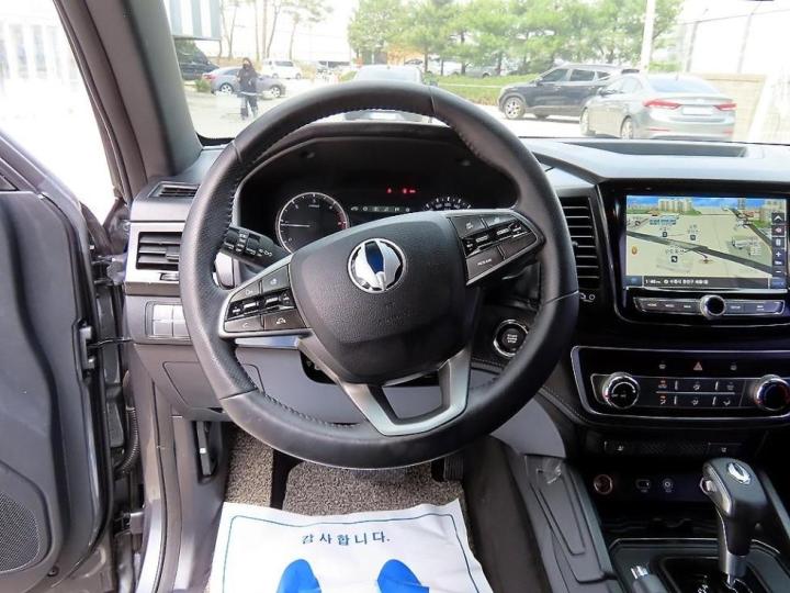 KG Mobility (Ssangyong) Rexton Sport Khan 2.2 Diesel Dynamic 5 Link 4WD Prestige Special 9