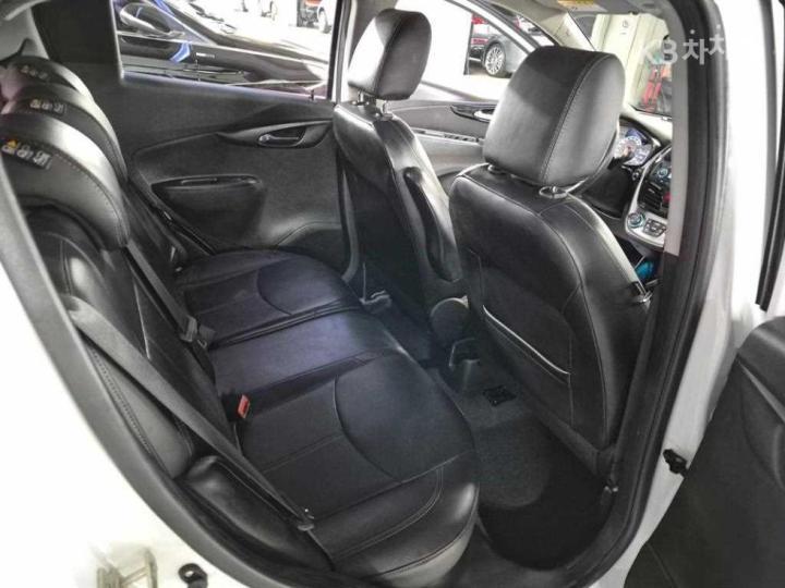 Chevrolet Spark The Next LTZ 10