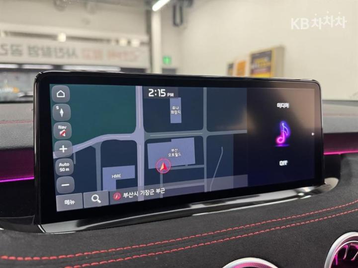 Kia Stinger Meister 3.3 Gasoline Turbo 4WD Acro Edition 9