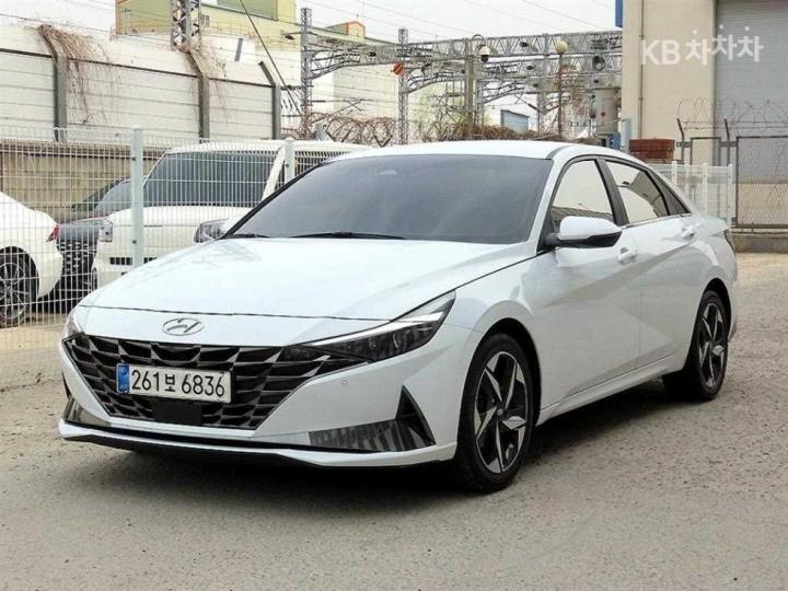 Hyundai Avante CN7 1.6 Gasoline Inspiration 3