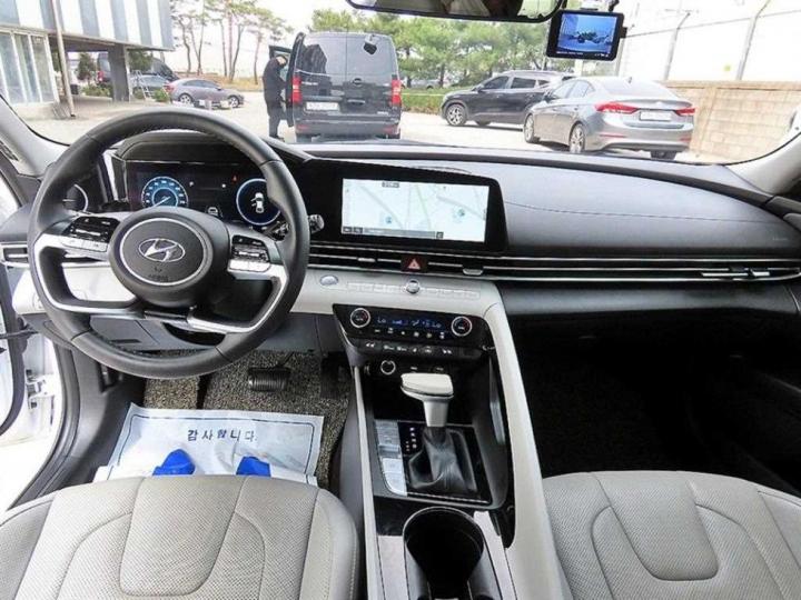 Hyundai Avante CN7 1.6 Gasoline Inspiration 8