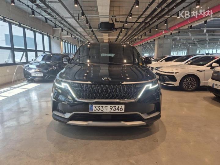 Kia Carnival D2.2 Prestige 4