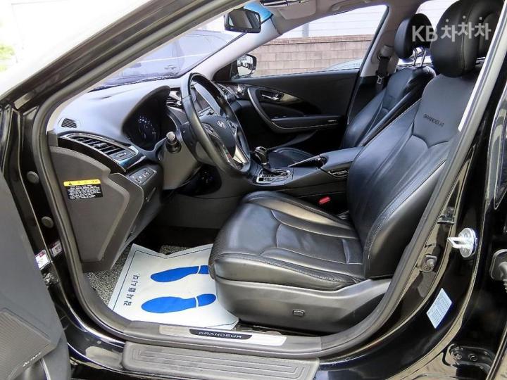 Hyundai Grandeur HG LPG HG300 Premium 6