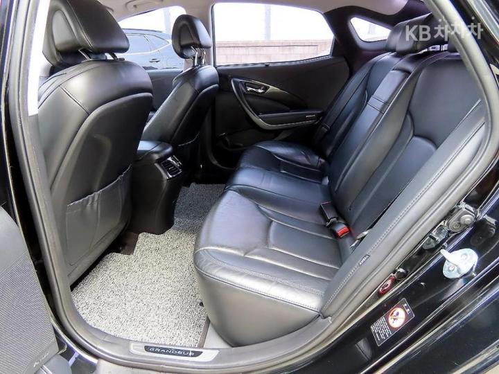 Hyundai Grandeur HG LPG HG300 Premium 7