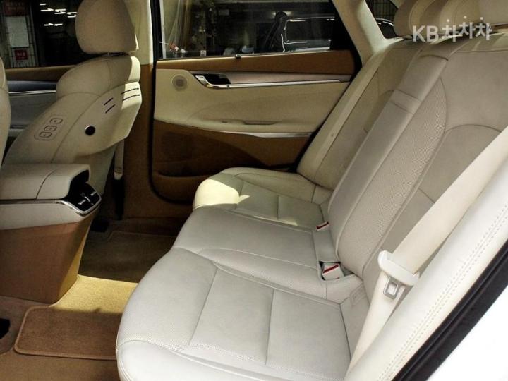 Hyundai Grandeur 2.5 Exclusive 7