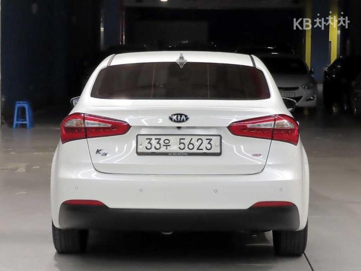 Kia K3 Eco Plus 4