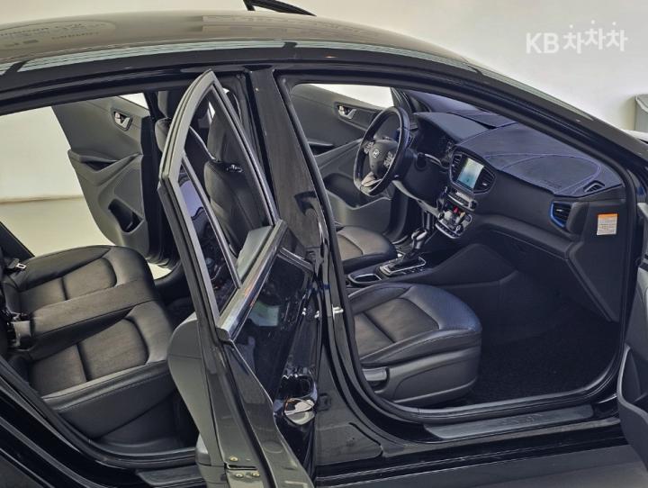 Hyundai IONIQ Hybrid N No sub-trim 10