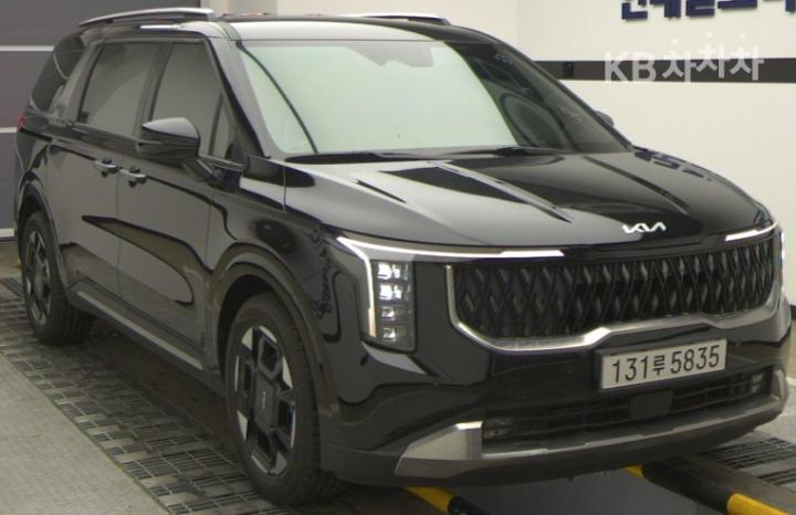 Kia Carnival Hybrid 1.6 HEV Noblesse 3