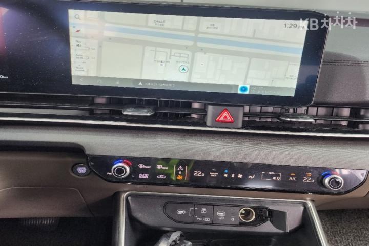 Kia Carnival Hybrid 1.6 HEV Noblesse 8