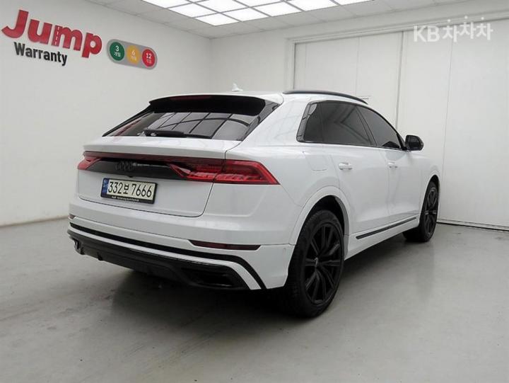 Audi Q8 3.0 55 TFSI Quattro Premium 5