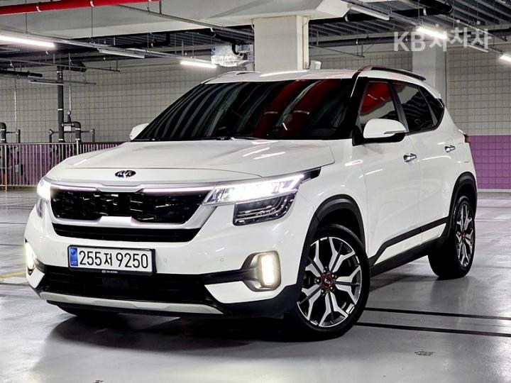 Kia Seltos 1.6 Gasoline Turbo 2WD Signature