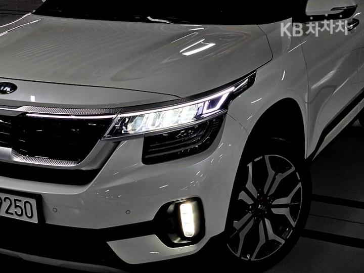Kia Seltos 1.6 Gasoline Turbo 2WD Signature 4