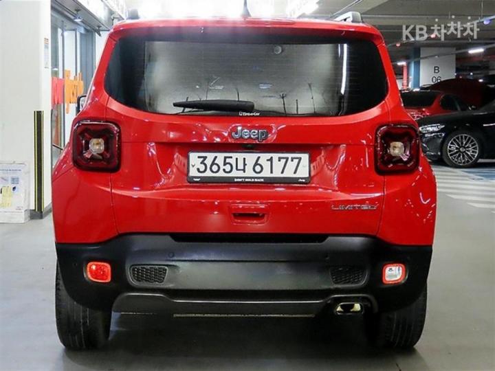 Jeep Renegade 2.4 Limited FWD 6