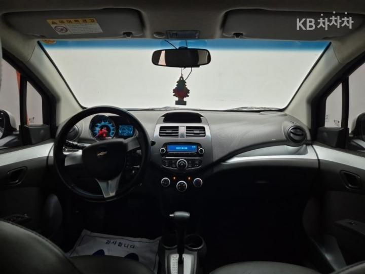 Chevrolet Spark S LS+ 8