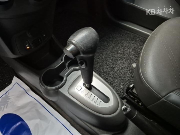 Chevrolet Spark S LS+ 9