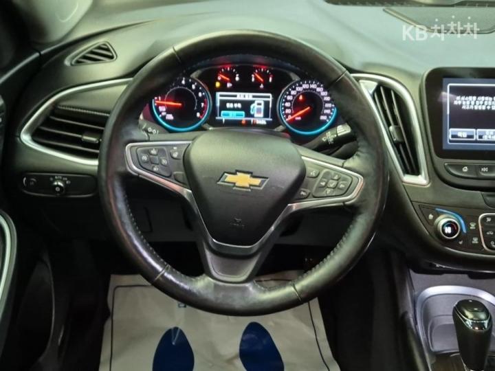 Chevrolet Malibu 1.5 Turbo LTZ 10