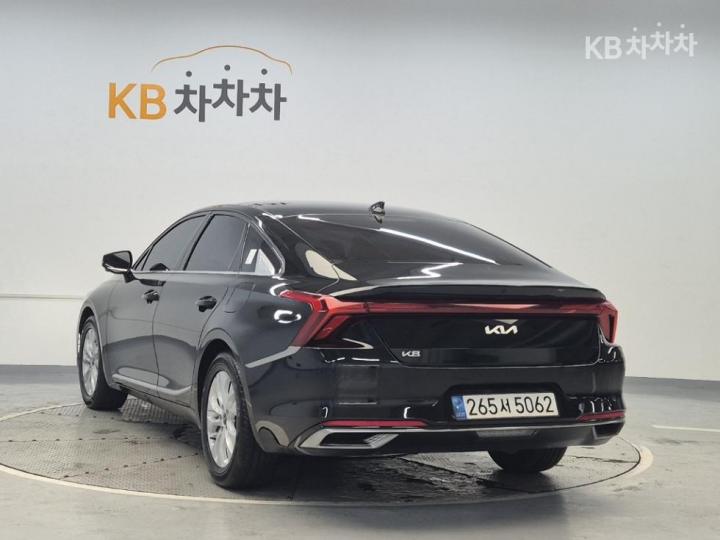 Kia K8 2.5 Gasoline Noblesse 3