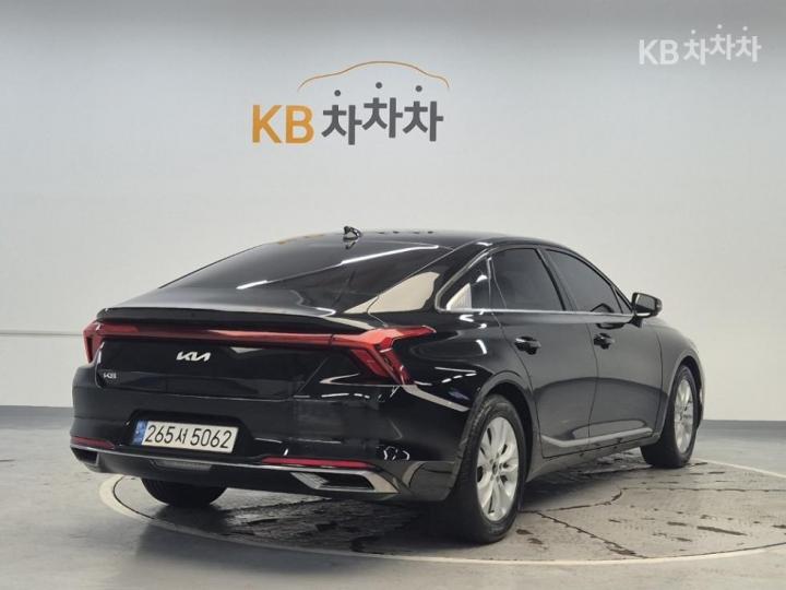 Kia K8 2.5 Gasoline Noblesse 4