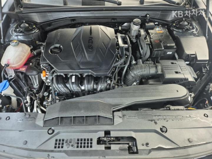 Kia K8 2.5 Gasoline Noblesse 6