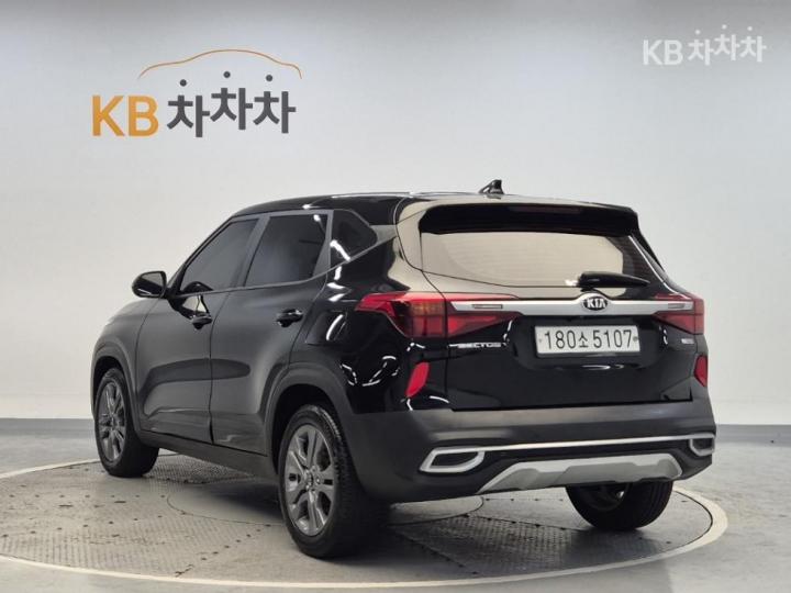 Kia Seltos 1.6 Gasoline Turbo 2WD Prestige 3