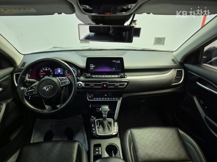 Kia Seltos 1.6 Gasoline Turbo 2WD Prestige 8