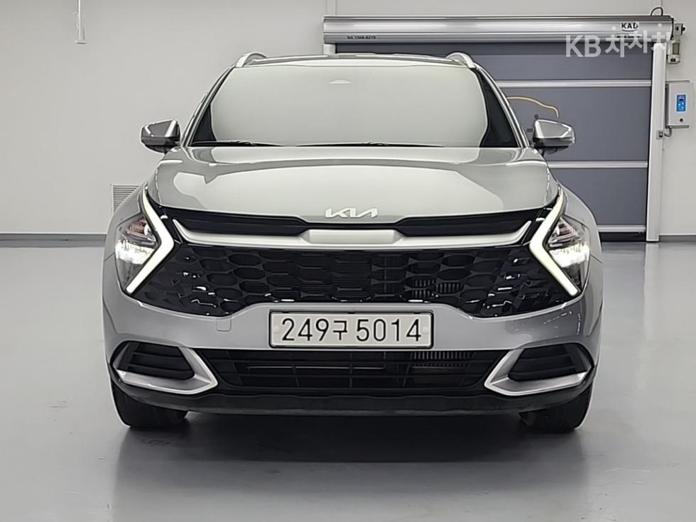 2023 - kia sportage