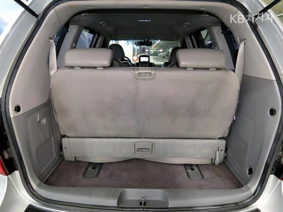2012 - kia carnival