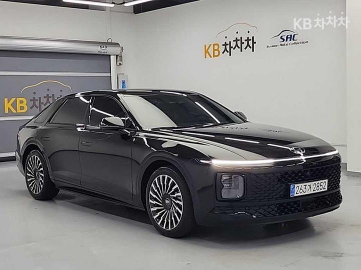 Hyundai Grandeur The 2.5 Gasoline 2WD Calligraphy Black Exterior 5