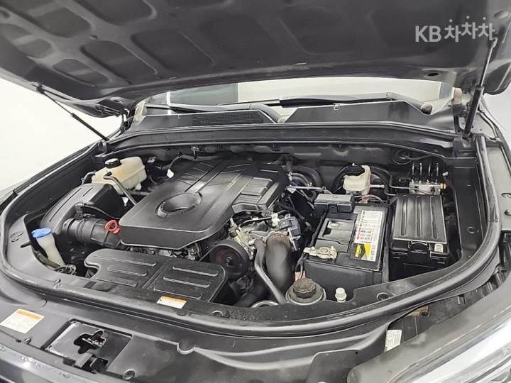 KG Mobility (Ssangyong) Rexton Sport 2.2 4WD Adventure 6