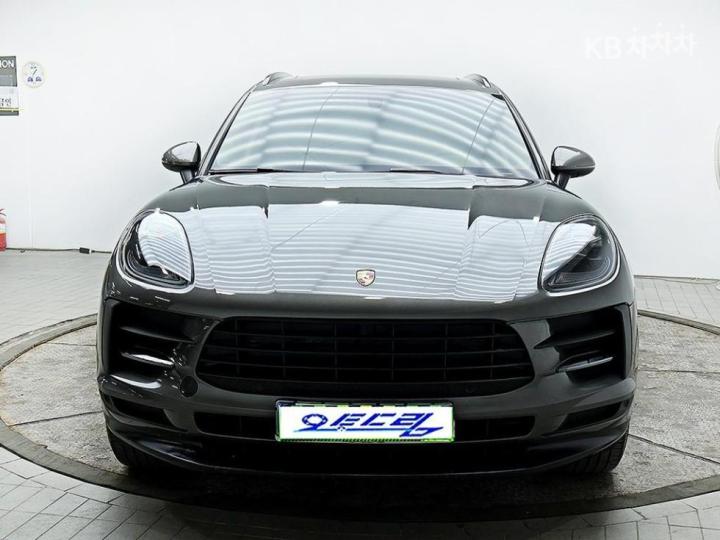 Porsche Macan 2.0 3