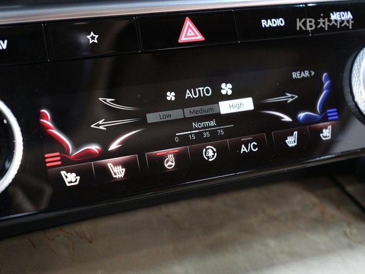 Genesis GV80 2.5 Turbo Gasoline AWD 9