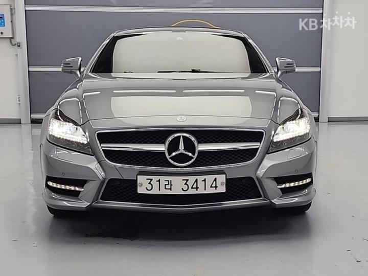 Mercedes-Benz CLS-Class W218 CLS350 Gasoline AMG Sport Package W218 3