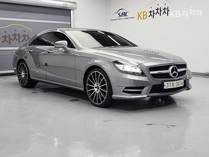 Mercedes-Benz CLS-Class W218 CLS350 Gasoline AMG Sport Package W218 5