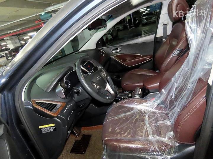 Hyundai Maxcruz Diesel e-VGT R2.2 4WD Finest Edition 7