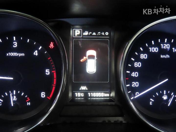 Hyundai Maxcruz Diesel e-VGT R2.2 4WD Finest Edition 10